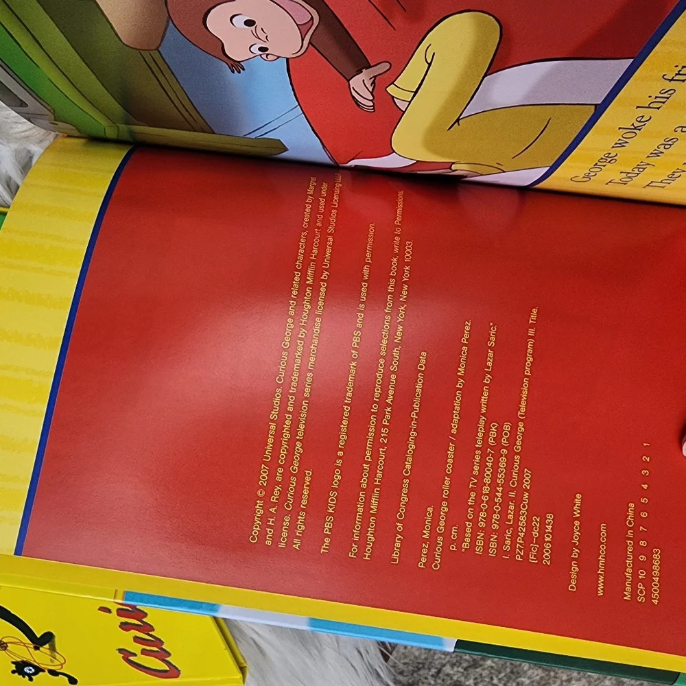 Curious George Book bundle NEW - Picture 4 of 14